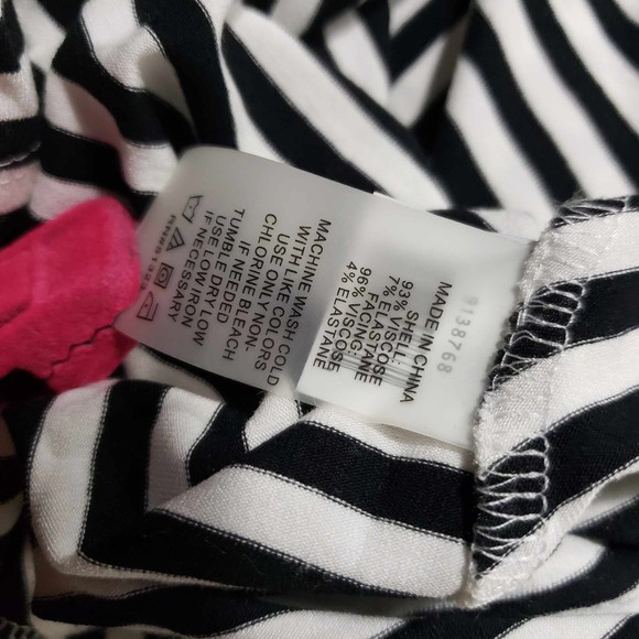 Vince Camuto size Large Black and White Striped Sleeveless Asymmetrical Dress - Picture 7 of 7